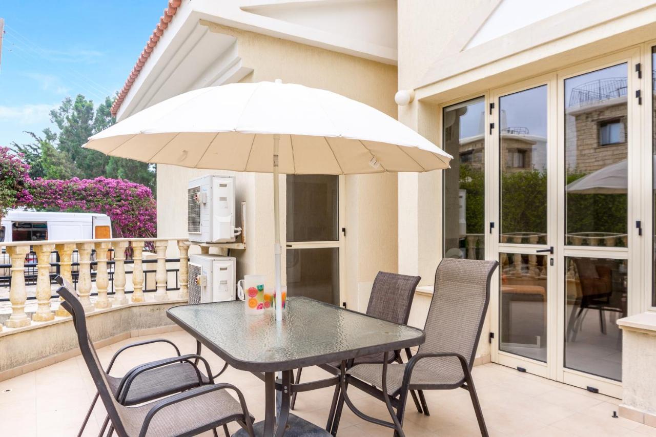 Villa Deja Blue By Ezoria Villas Coral Bay Eksteriør billede